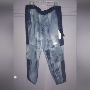 The North Face XXL pants